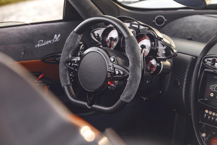 Торпедо Pagani Huayra Roadster BC 2019 года  (фото 20 из 43)